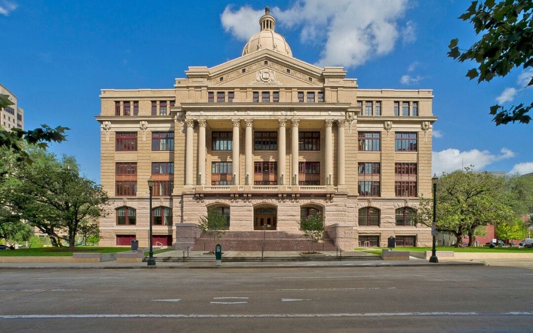 Architecture Walk: Courthouse District